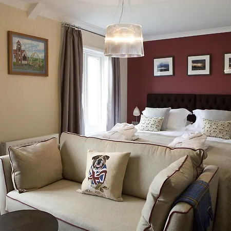 The Waterfront Boutique Hotel-2